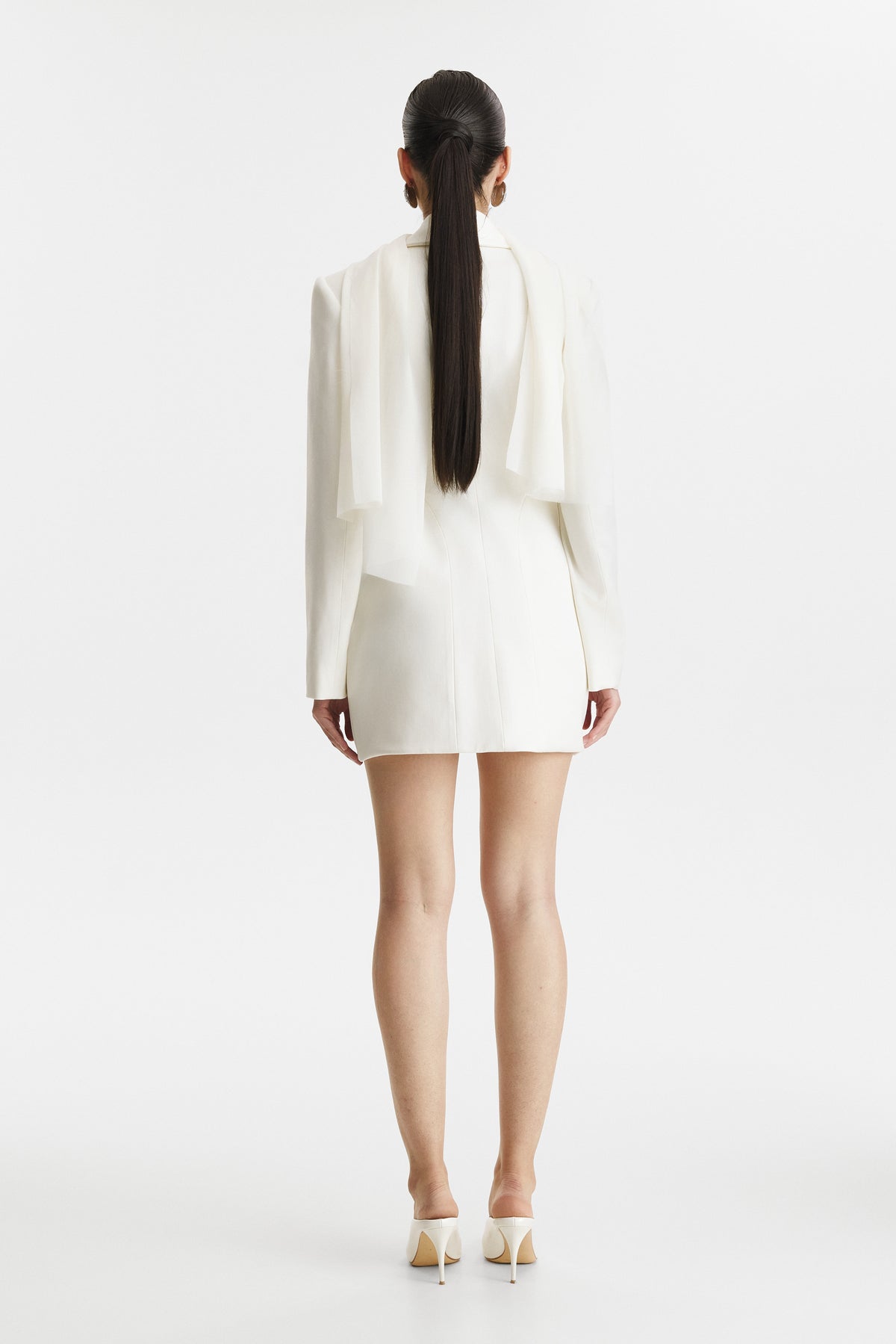 Sacou alb tip rochie din lana virgina