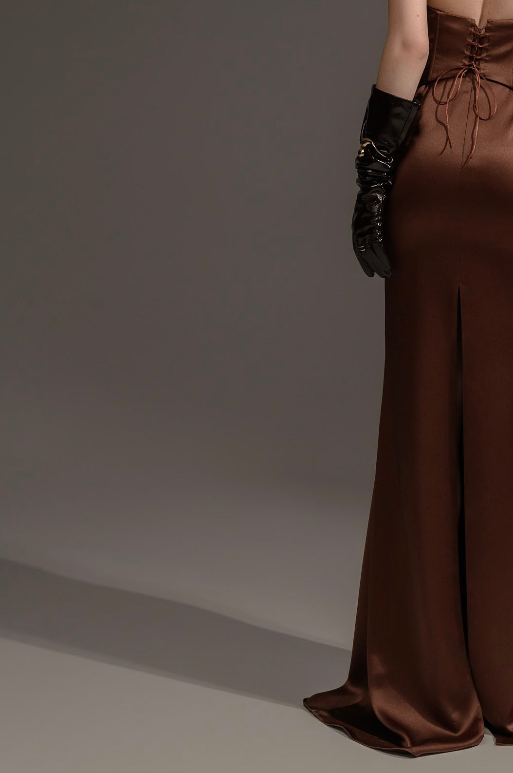 Rochie lunga cu spatele gol coffee