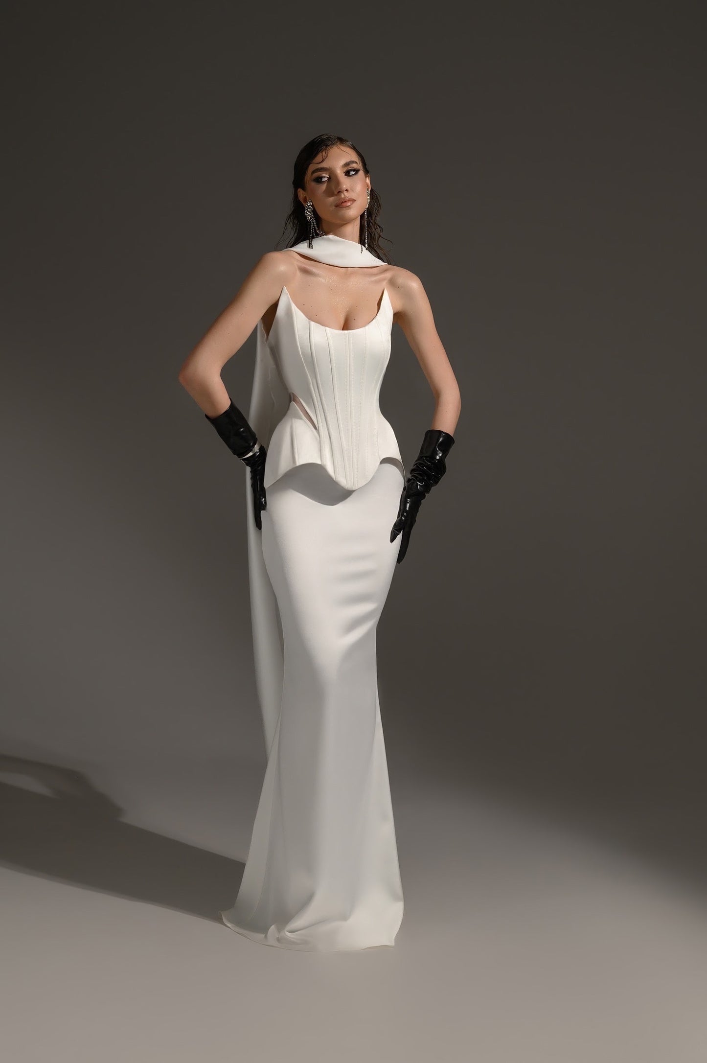 White corset with V-Shaped Bust with Tulle and Maxi Skirt