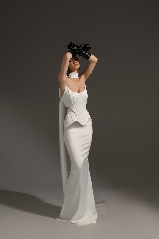 Corset alb cu insertie tulle si fusta lunga