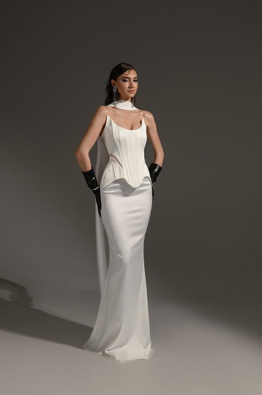 Corset alb cu insertie tulle si fusta conica
