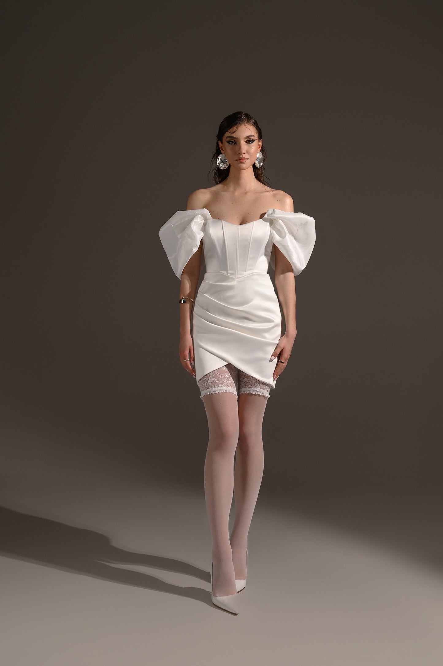 Puff-sleeves white off-shoulder mini dress